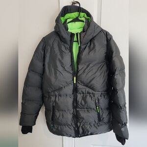 Boys Champion Gray and Neon Green Zip Up Puffer Jacket. Size XL (16-18).